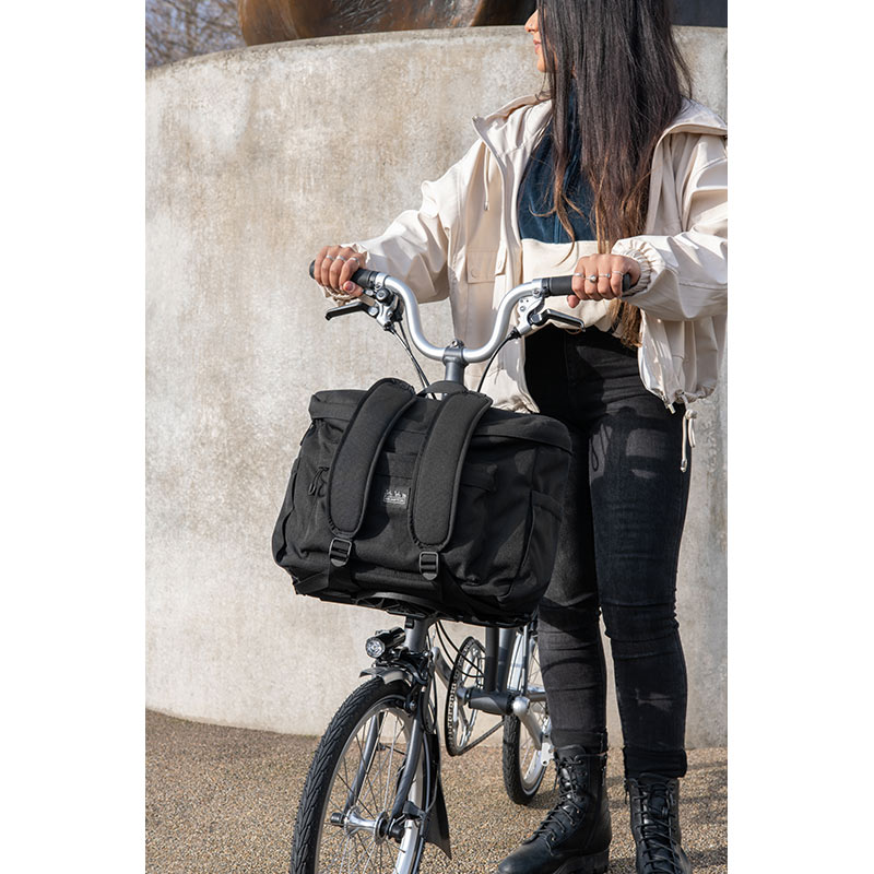 BROMPTON METRO mochila M negro